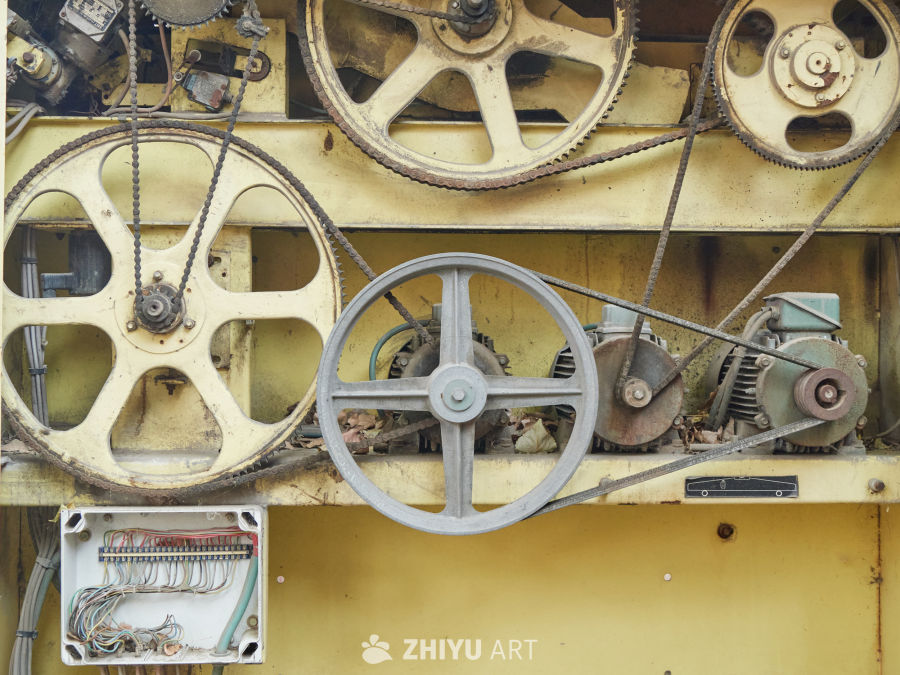 传统老旧工业机械装置展示