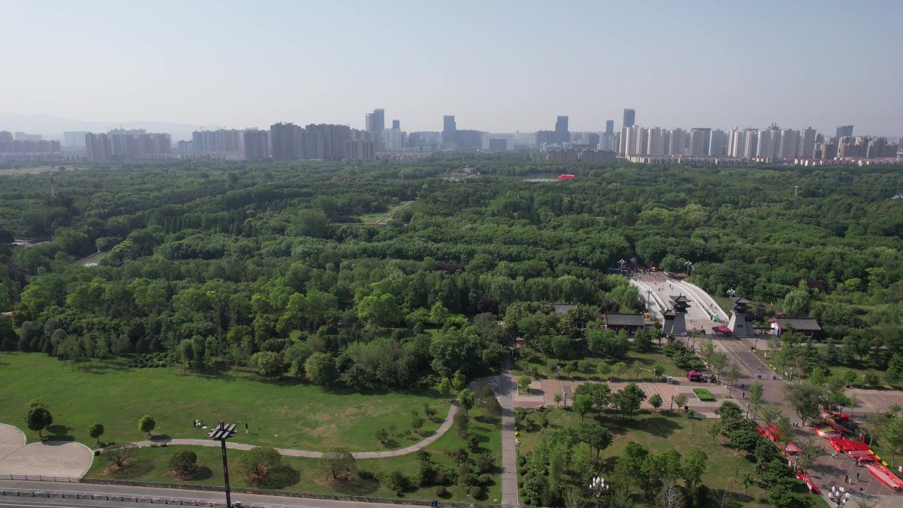 河南洛阳隋唐城遗址植物园航拍