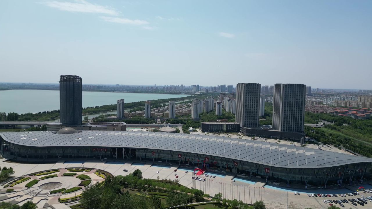  航拍山东东营黄河国际会展中心