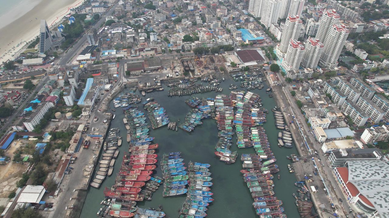 海边渔船广西北海海边风光航拍  