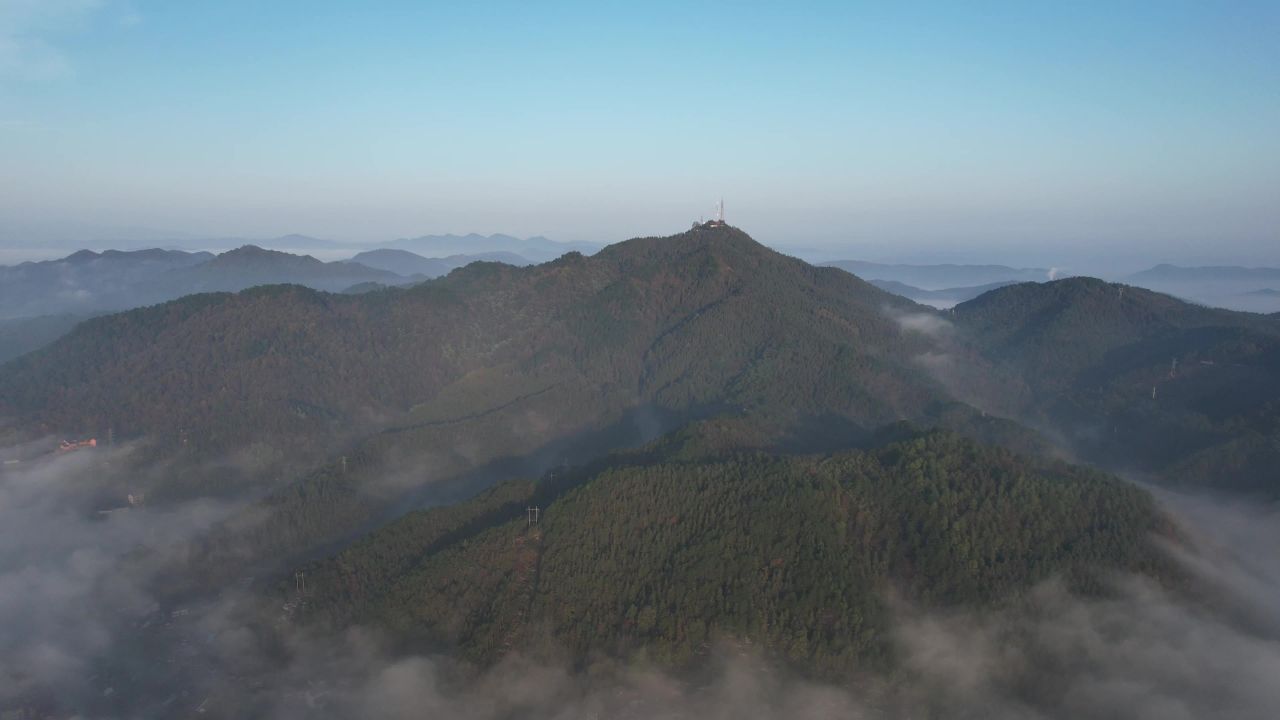 祖国壮丽河山清晨云海云雾缭绕航拍 