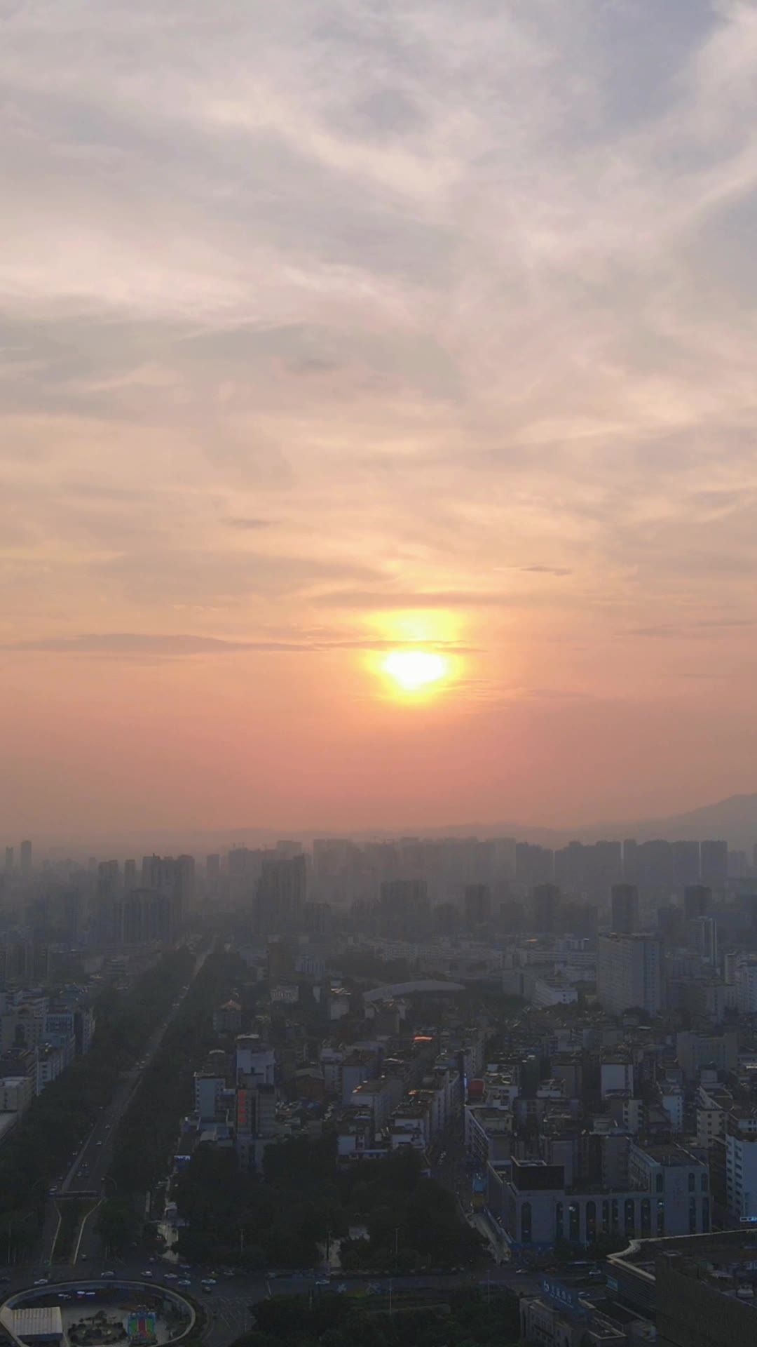 城市航拍江西赣州日落晚霞夕阳