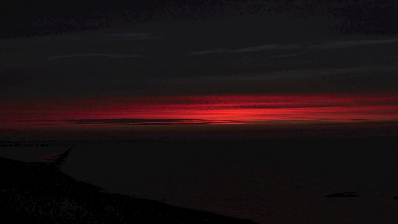 海海滩日出颜色