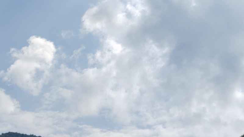 白云