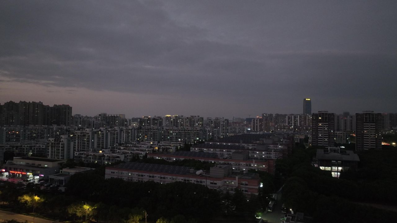 4K航拍昆山城市建筑夜景风光 8
