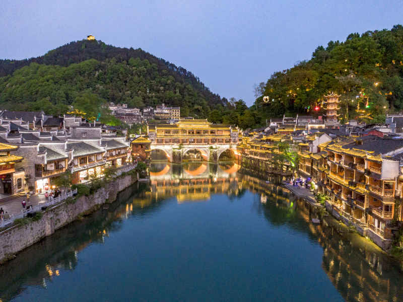 湖南湘西凤凰古城航拍