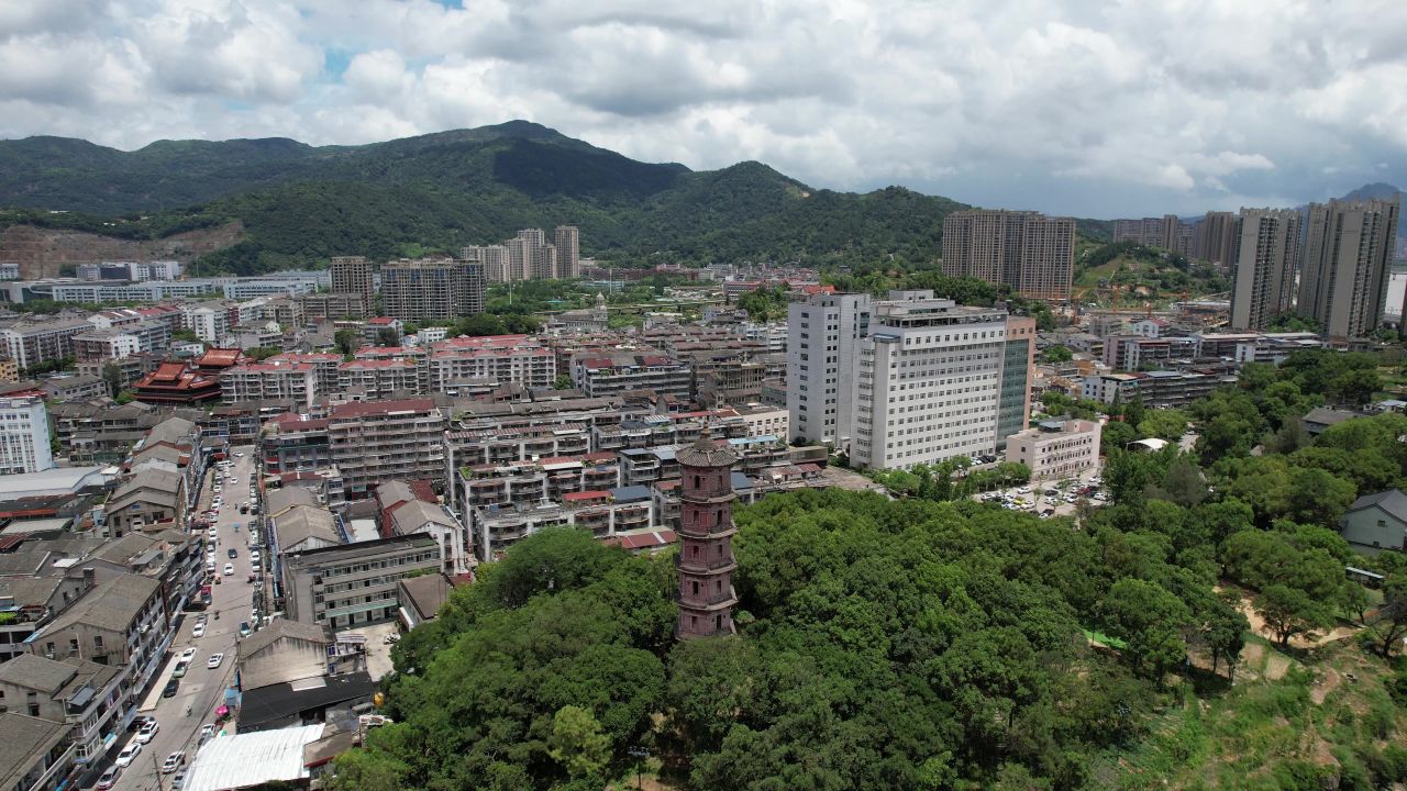 浙江温州双塔地标建筑航拍