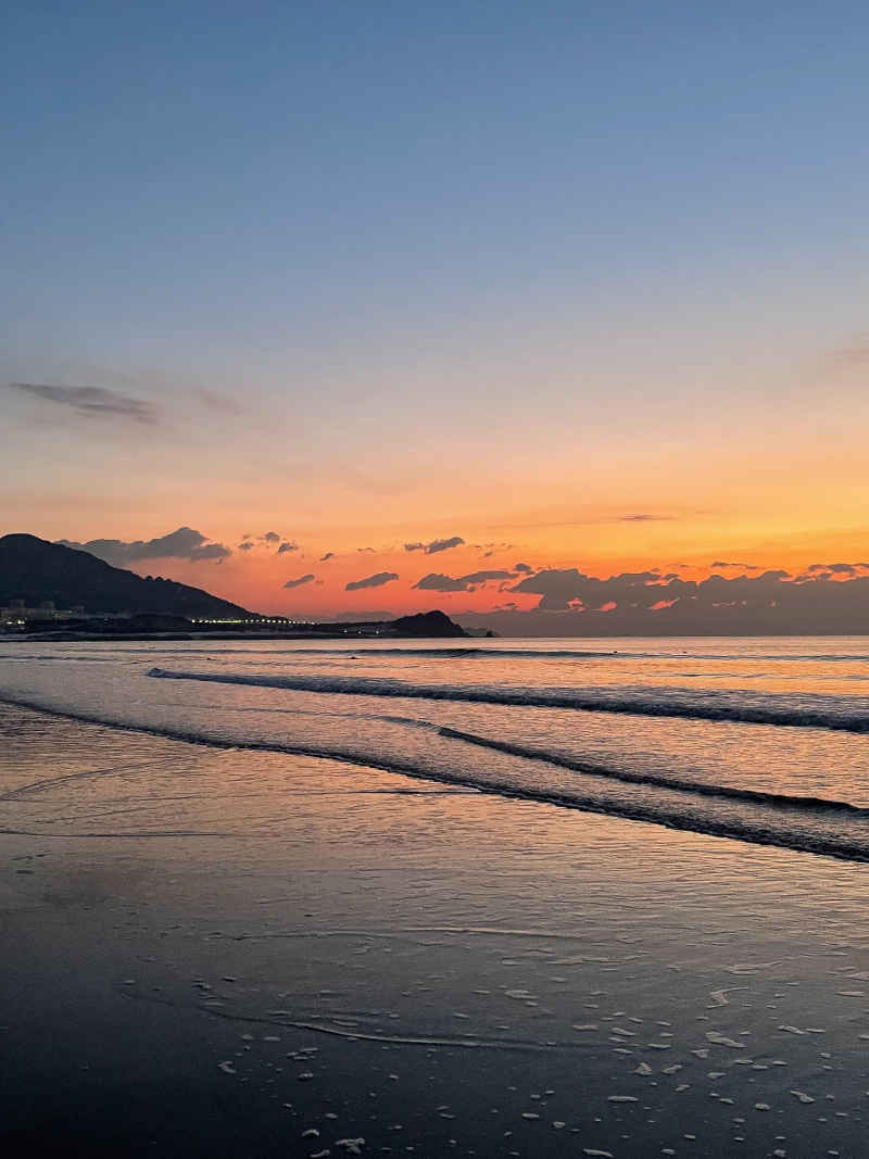 青岛石老人浴场凌晨日出前的蓝调时刻