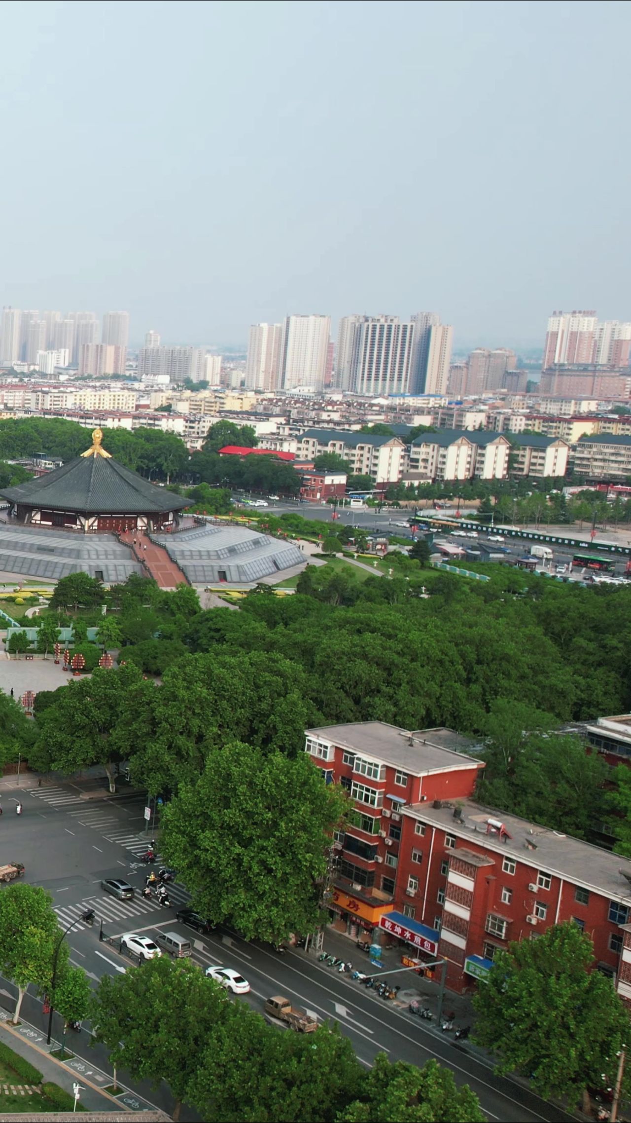 河南洛阳历史文化古建筑竖屏航拍 