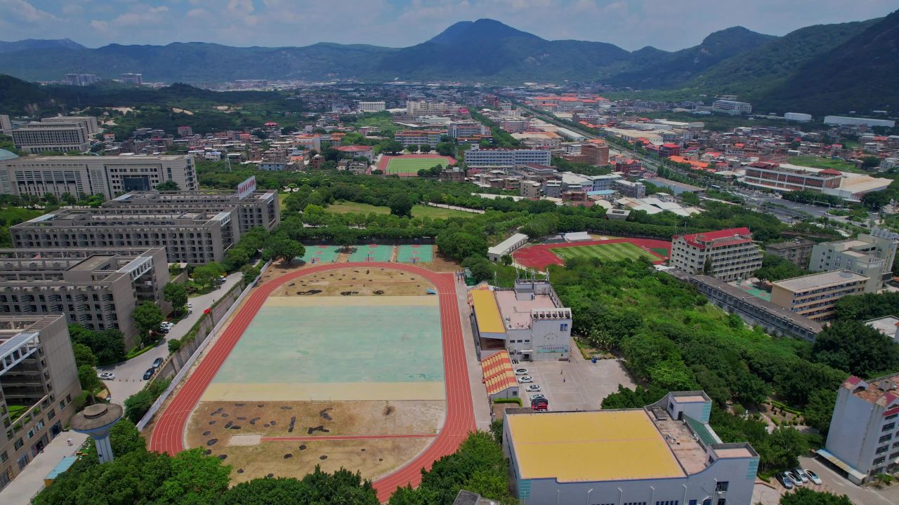 航拍泉州信息工程学院