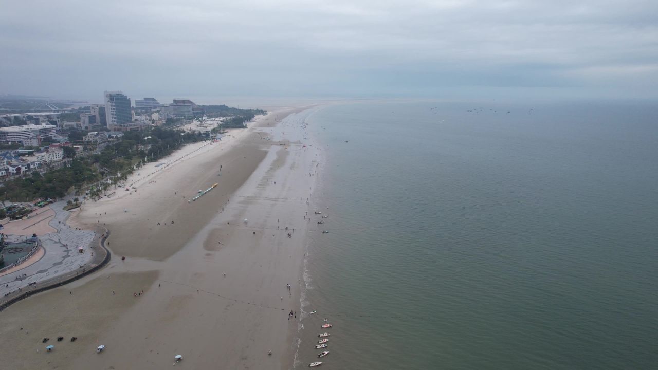 大海海洋沙滩广西北海银滩航拍