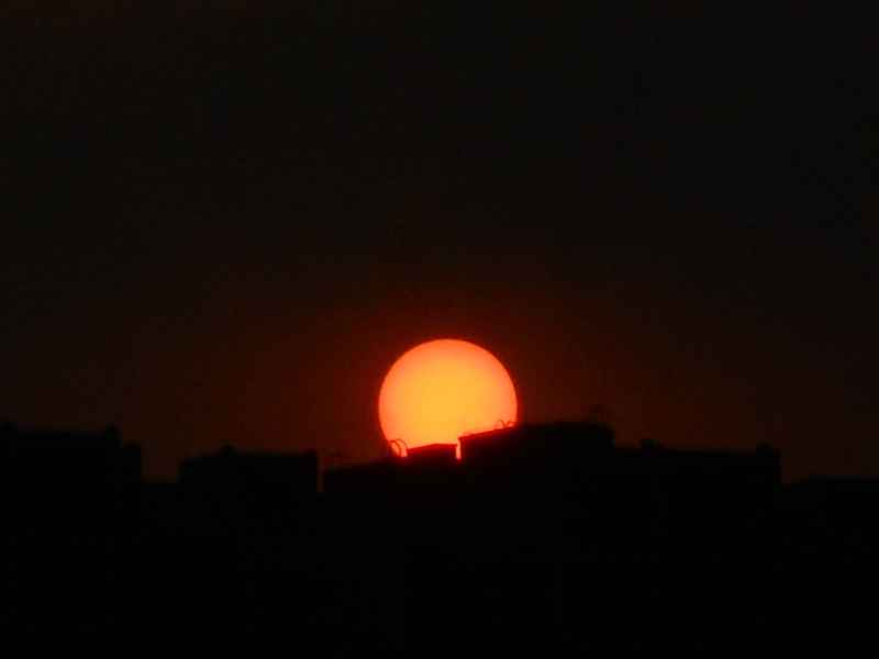 太阳初升