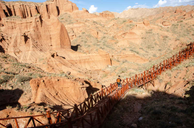 新疆温宿托木尔大峡谷