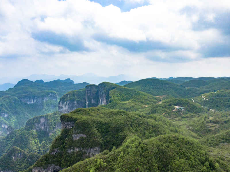 湖南张家界奇秀山峰