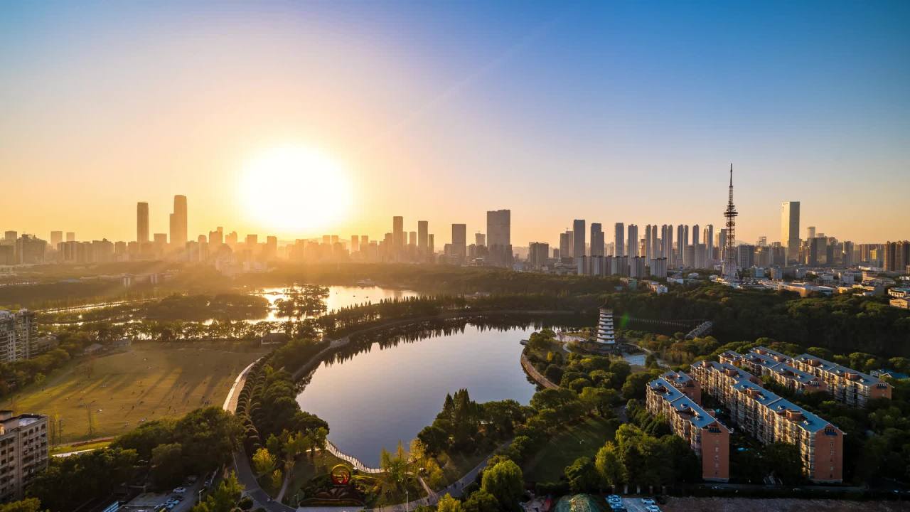 湖南长沙烈士公园日转夜延时摄影