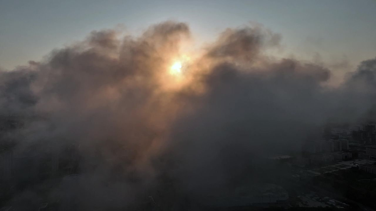 云海航拍日出延时山峰阳光云雾大气震撼开场