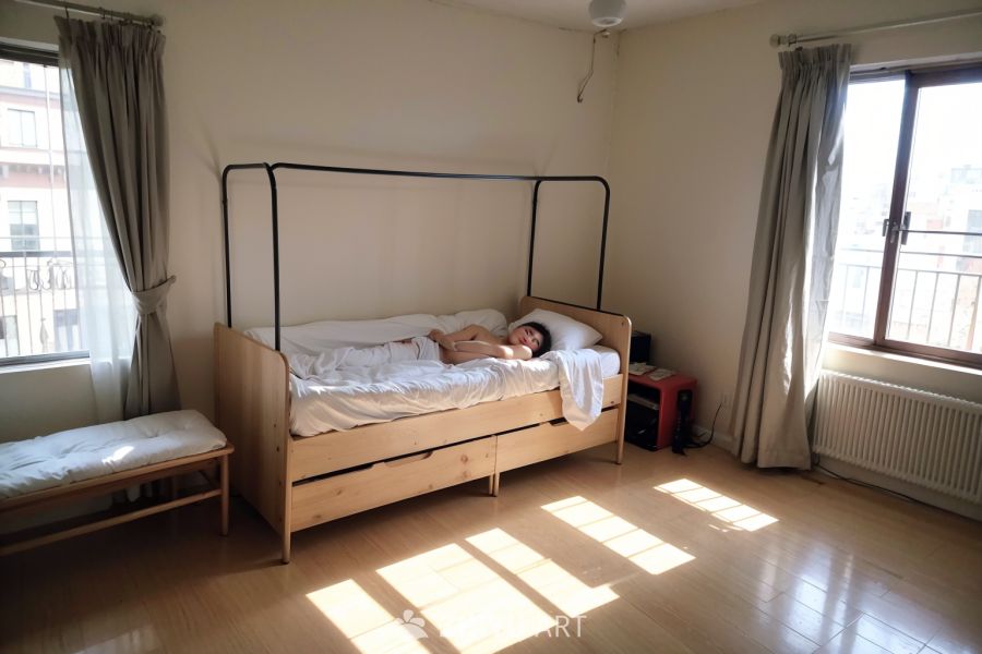 寝室 53