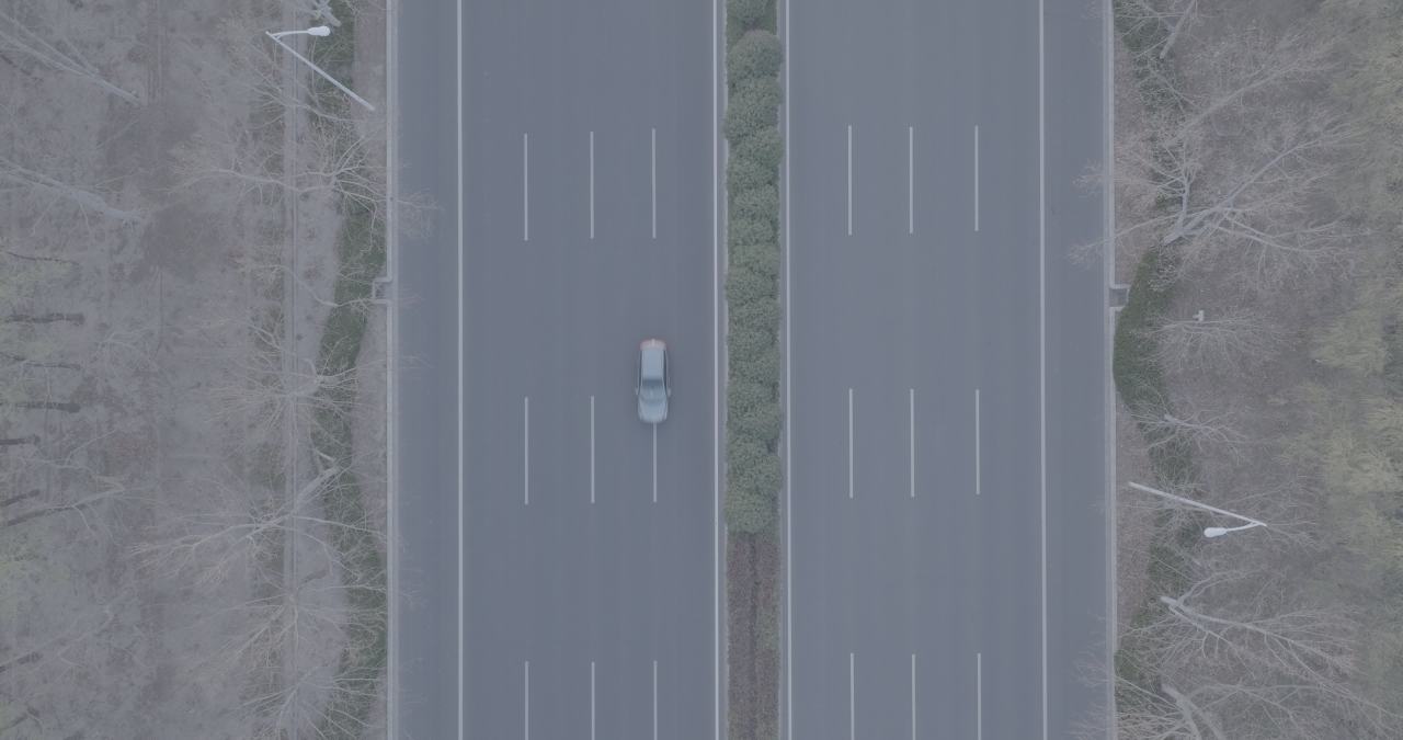 城市高速路车流