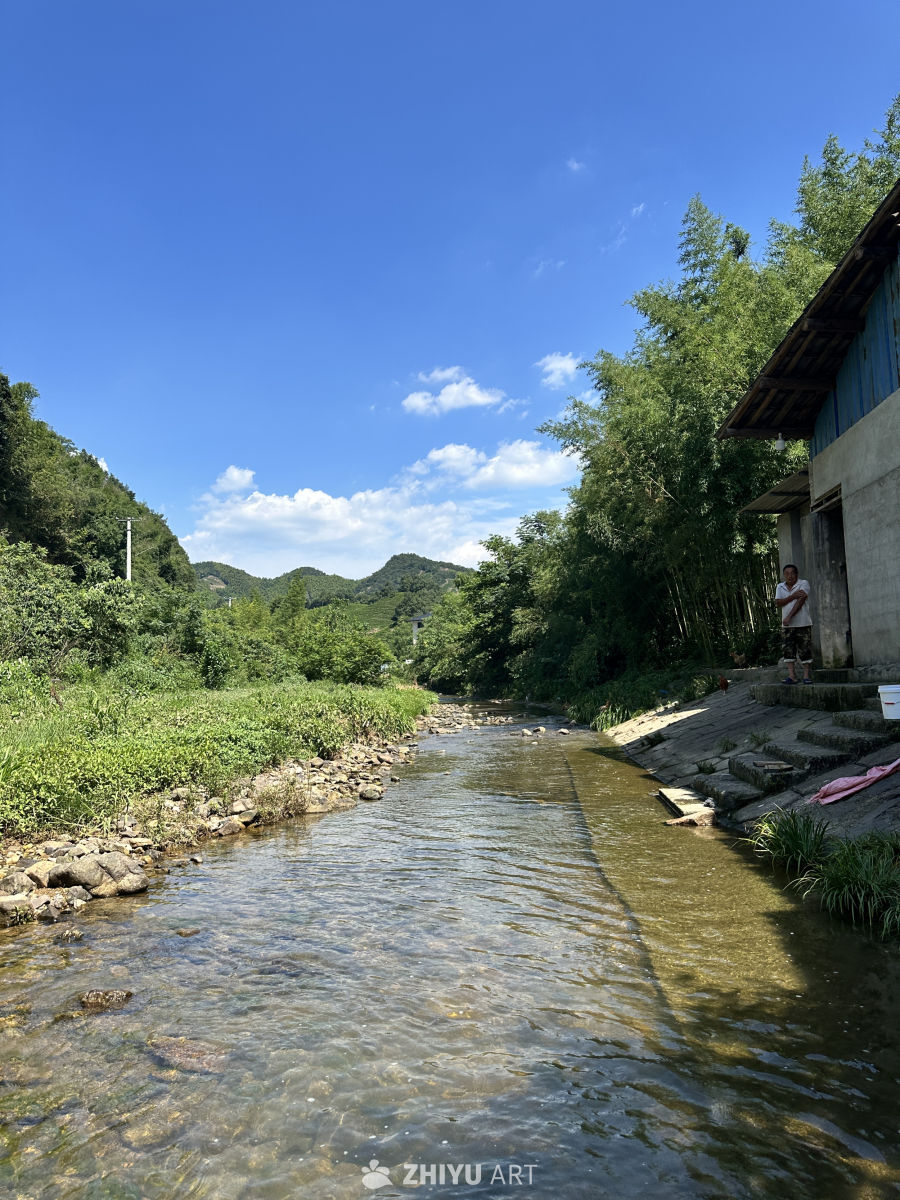小溪人家