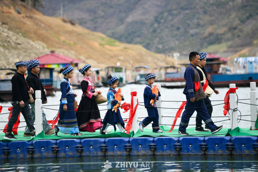 布依族民族文化  布依族节日活动 12