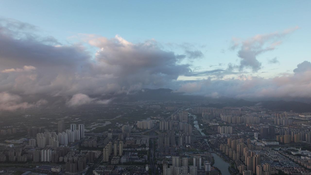 浙江温州城市清晨日出彩霞航拍
