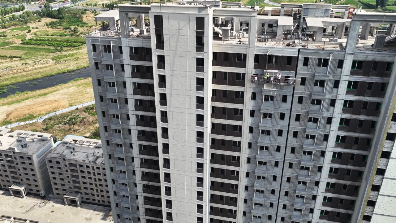 高层建筑施工全景