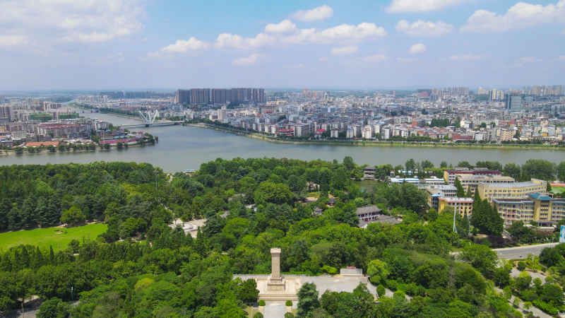 航拍湖北随州白云公园烈士陵园