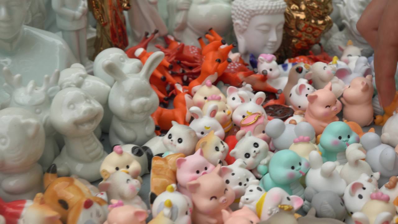 琳琅满目的动物玩具