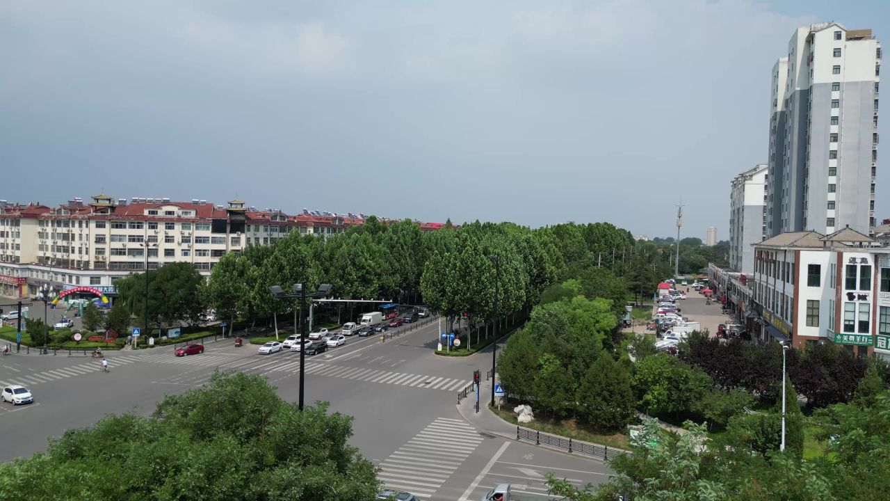 航拍山东潍坊青州城市风光