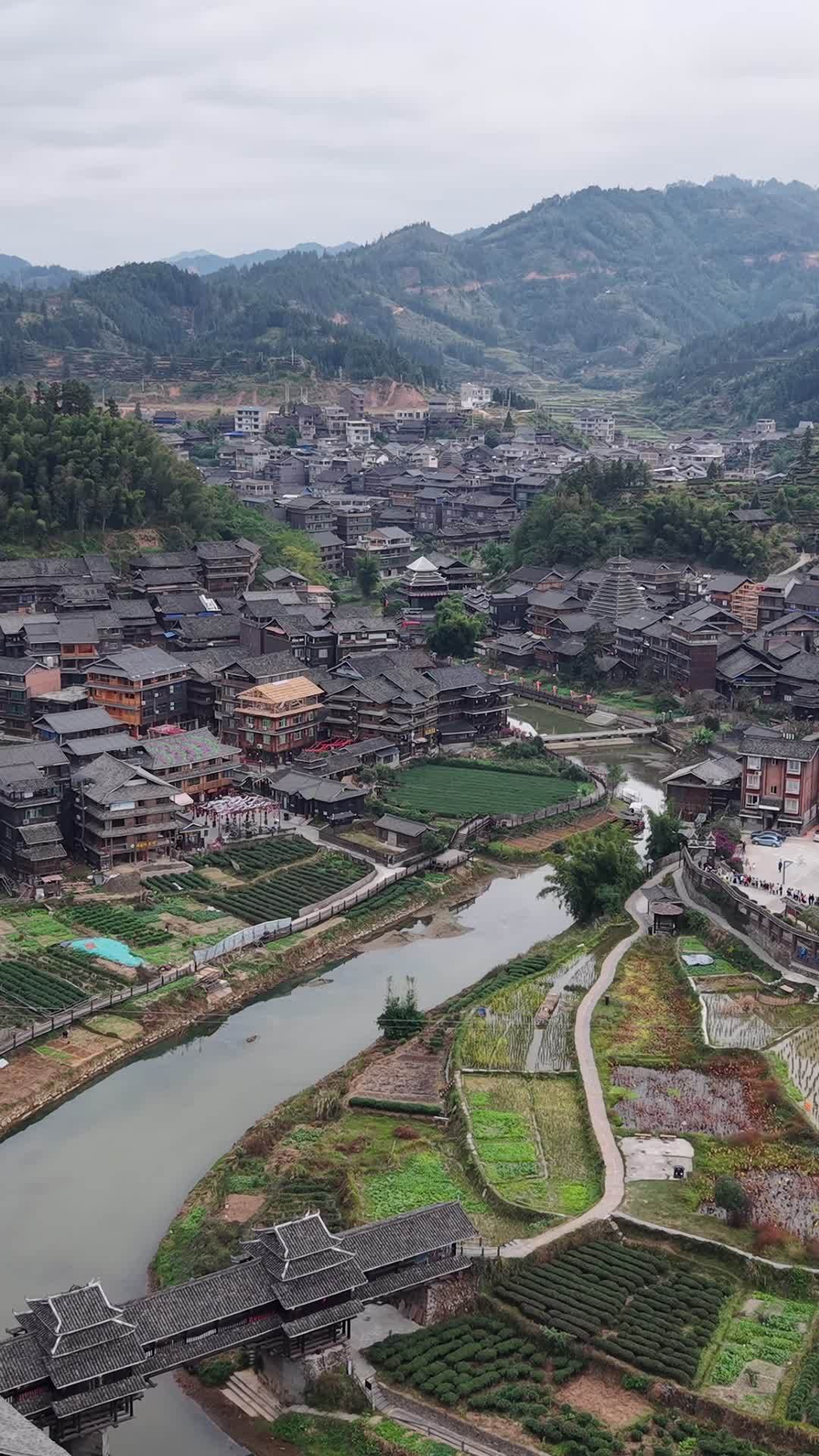 竖版航拍广西柳州程阳八寨5A景区 (6)