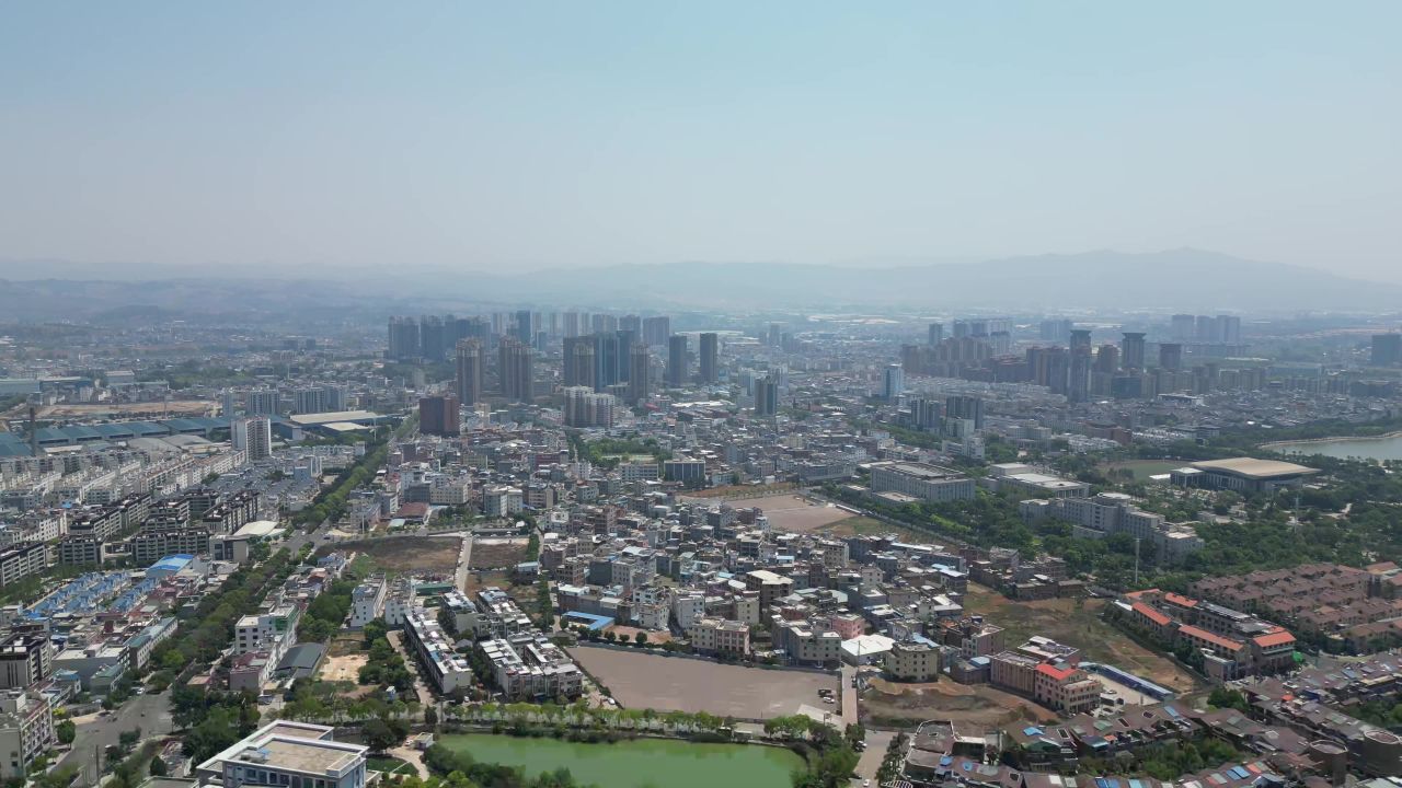 云南弥勒城市风光航拍 