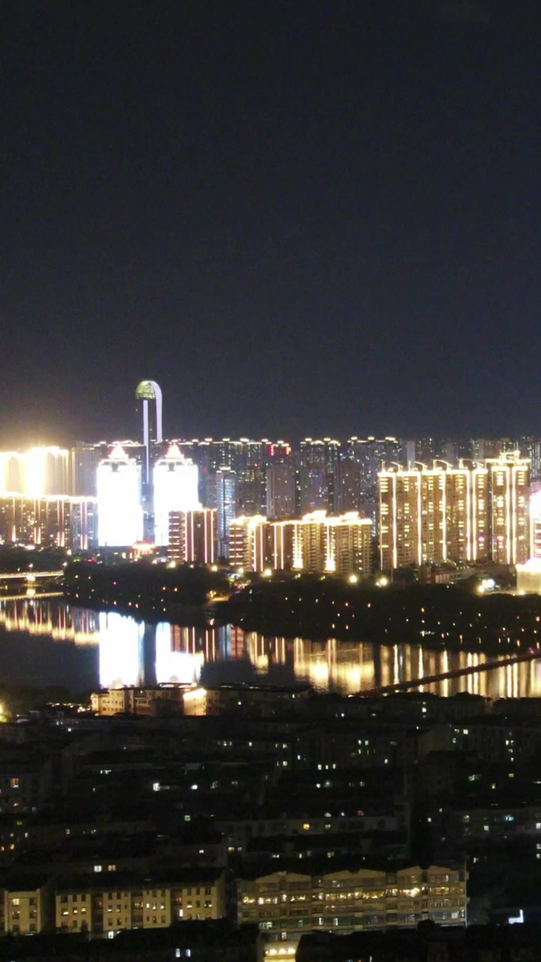  江西赣州夜景移动延时竖屏航拍