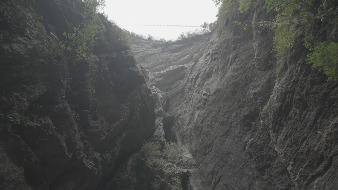 天坑 5