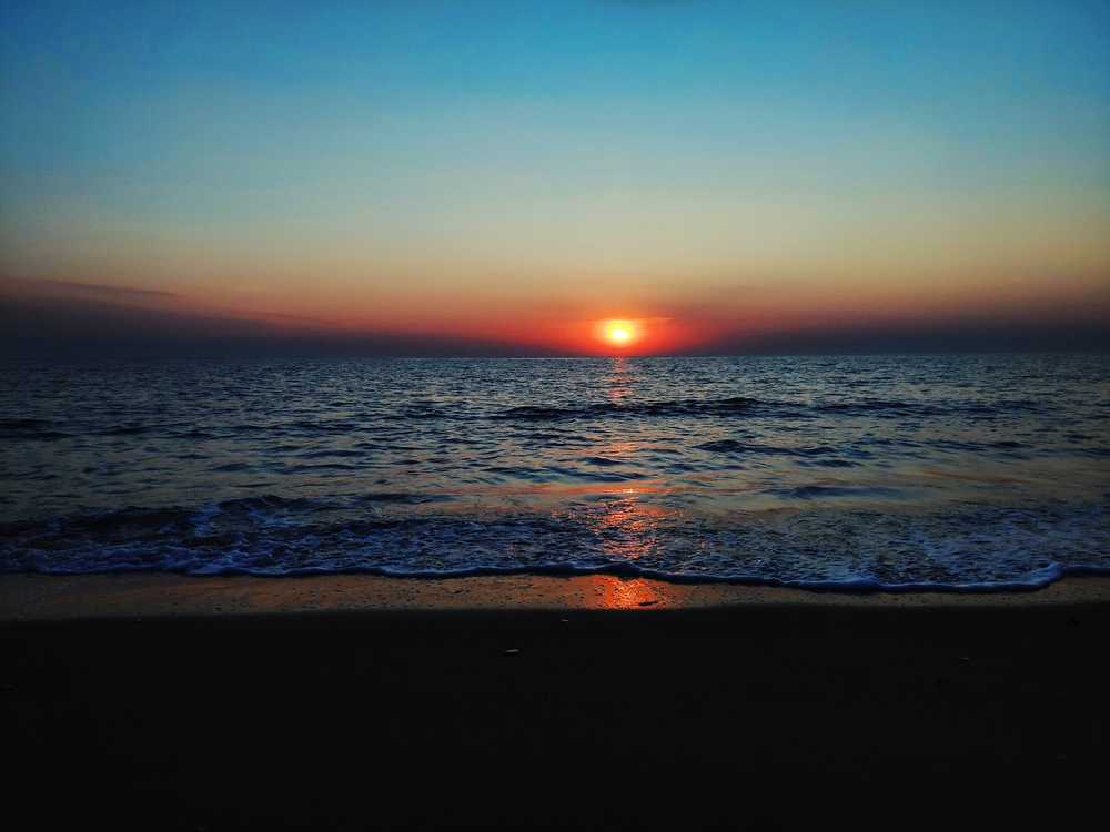 海边日落