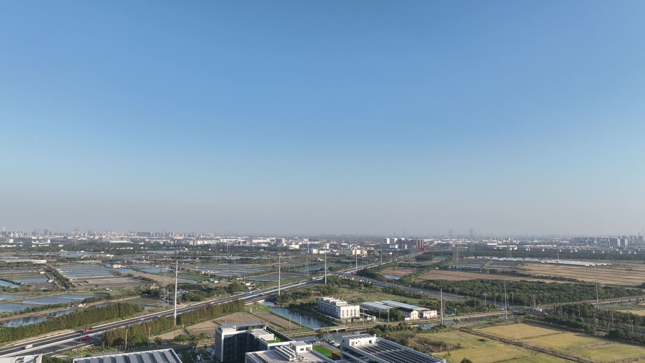4K航拍江苏工业区大景 6