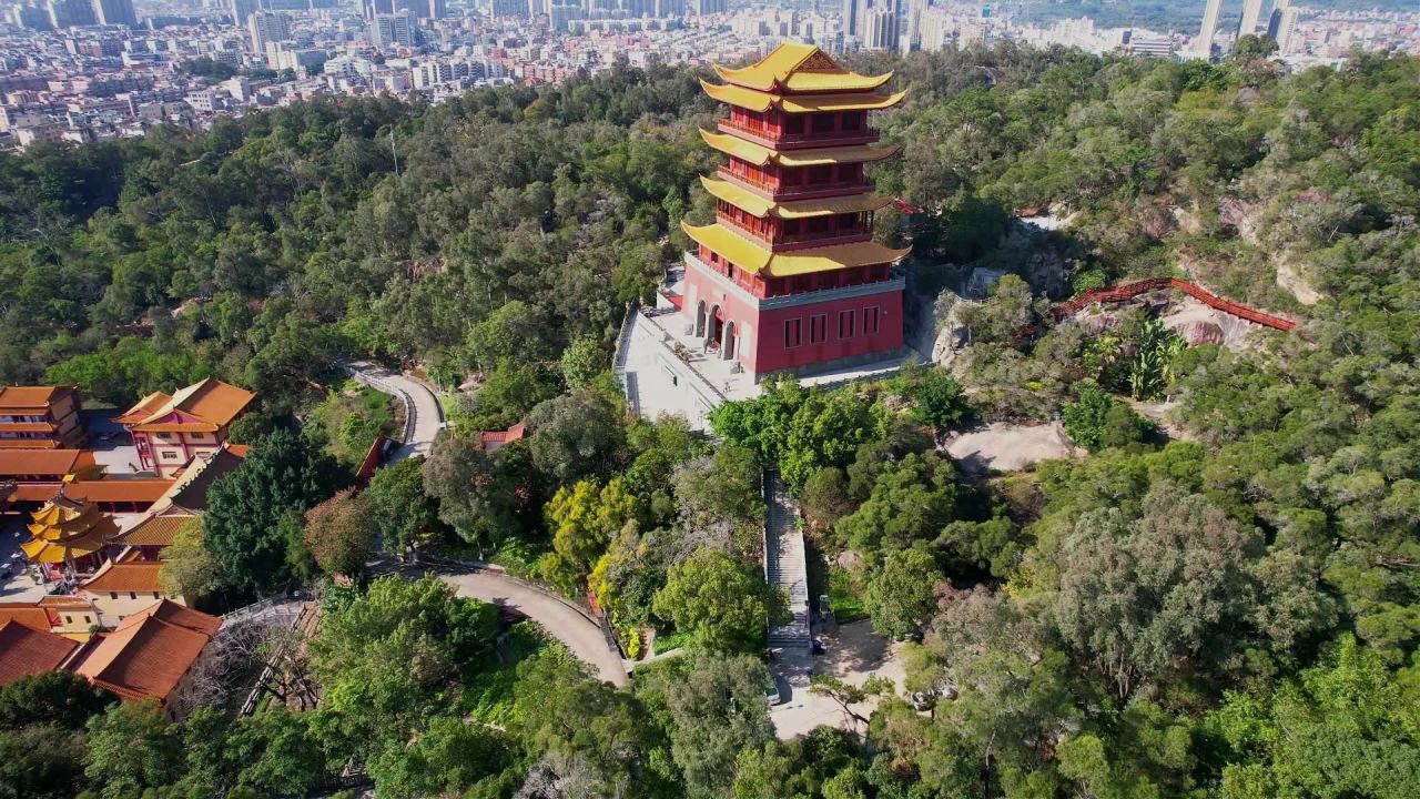 航拍厦门梵天寺魁星阁