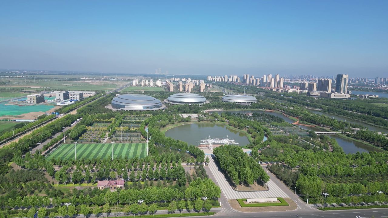  航拍山东东营全民健身公园
