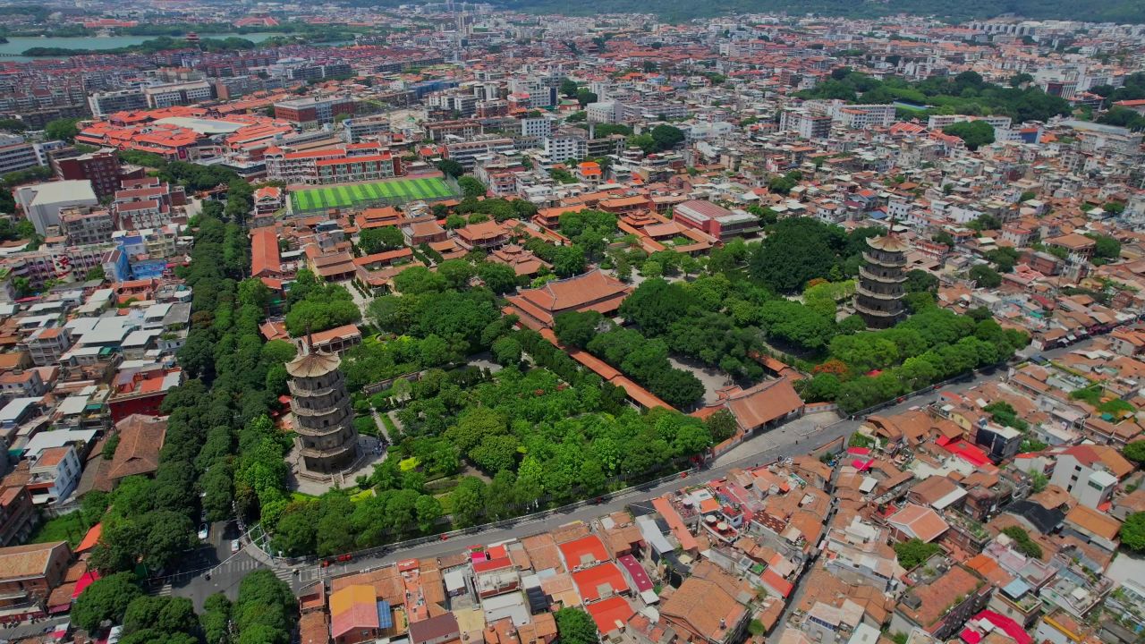 航拍泉州开元寺景观