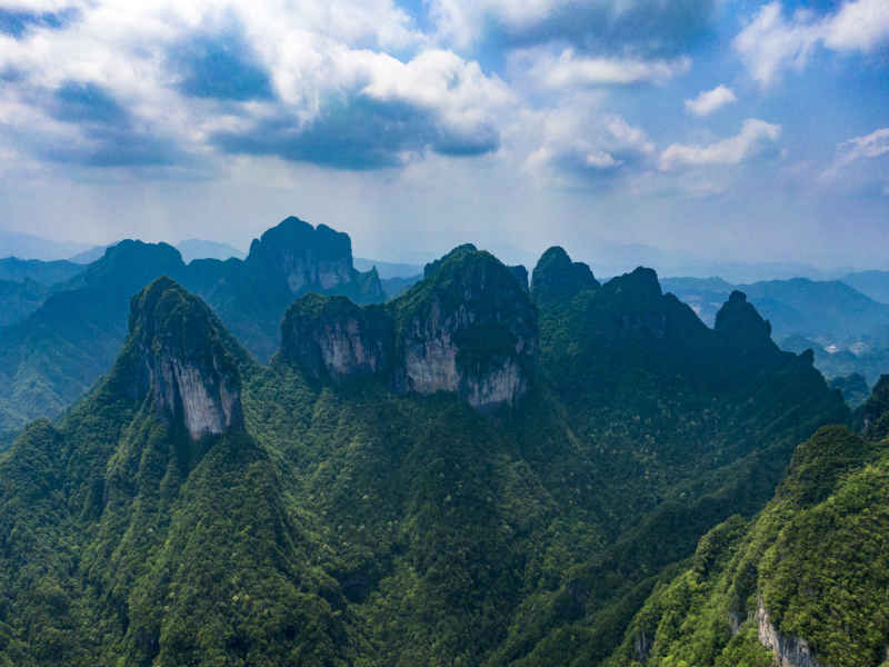 祖国壮丽山河湖南张家界山川地貌摄影图