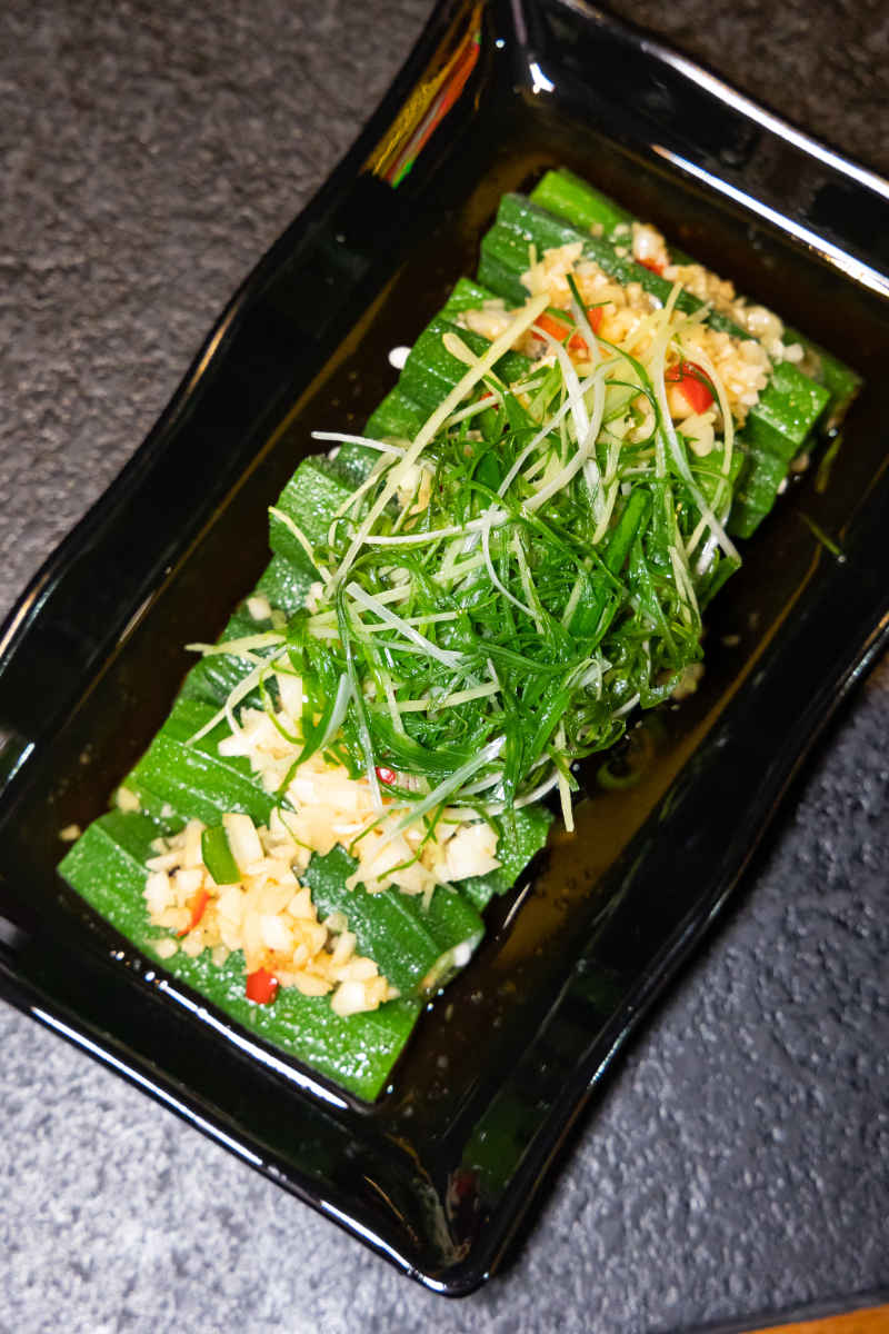 新鲜凉拌秋葵