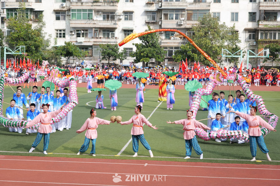 中小学生体育活动展示 156