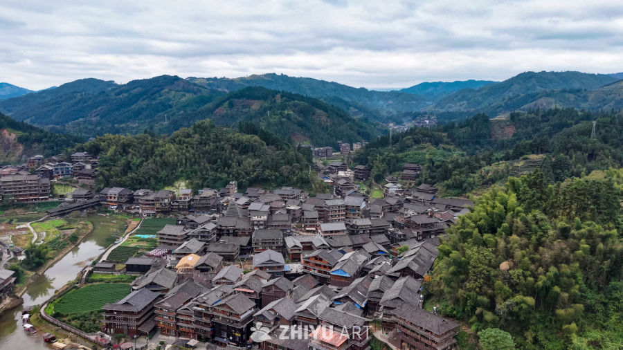 山水环绕的古村落