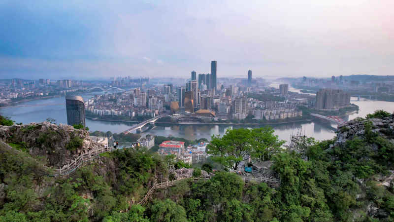 广西柳州城市风光航拍摄影图