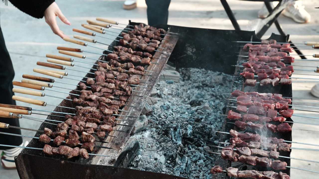 户外烧烤盛宴
