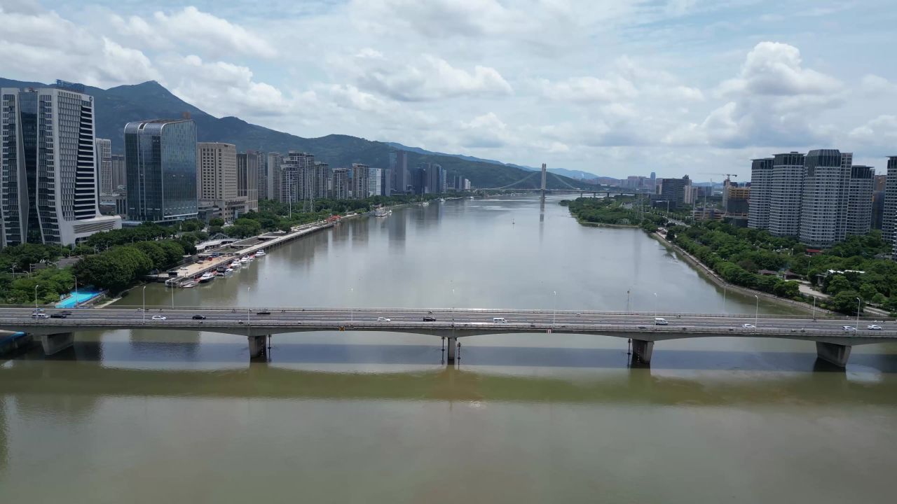 航拍福州闽江鳌峰大桥