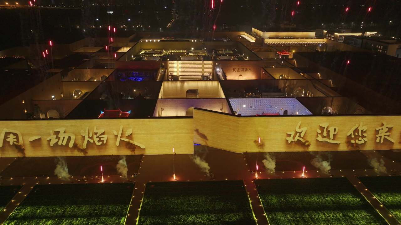 烟花绽放的夜晚