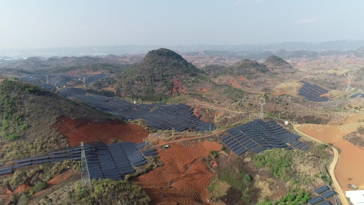 光伏太阳能板基地航拍 云南文山