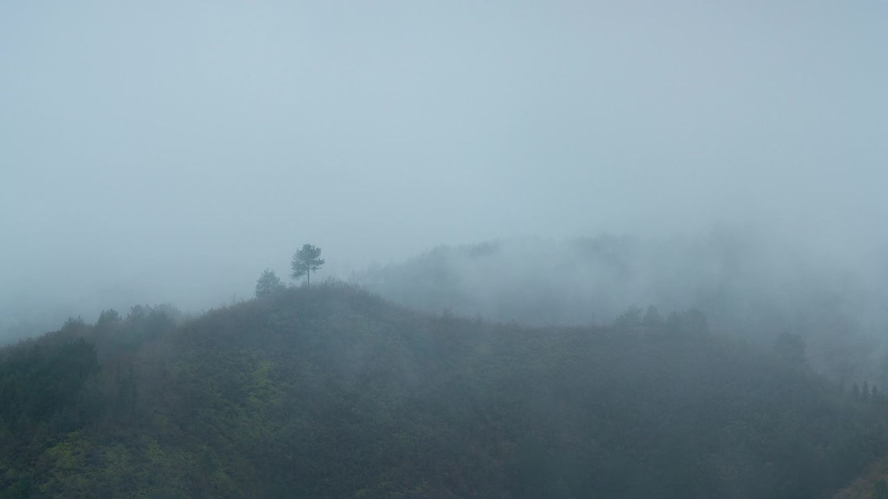 雨后山间云雾延时