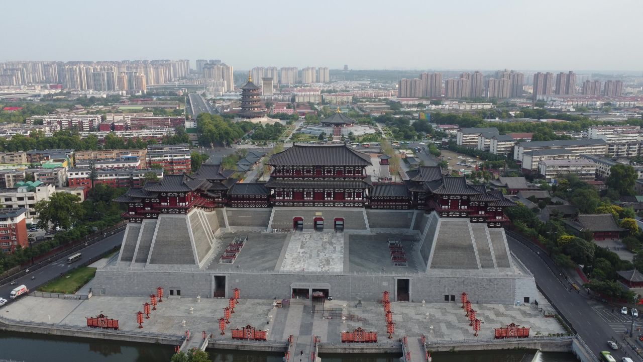 航拍河南洛阳应天门夜景 8