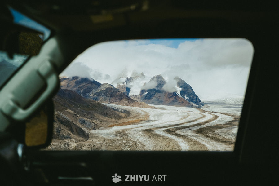 仁龙巴和雅隆冰川